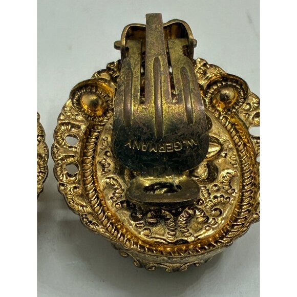 Vintage Victorian Cameo Style Necklace & Earring Set With Romantic Scene & Gold - Picture 8 of 14